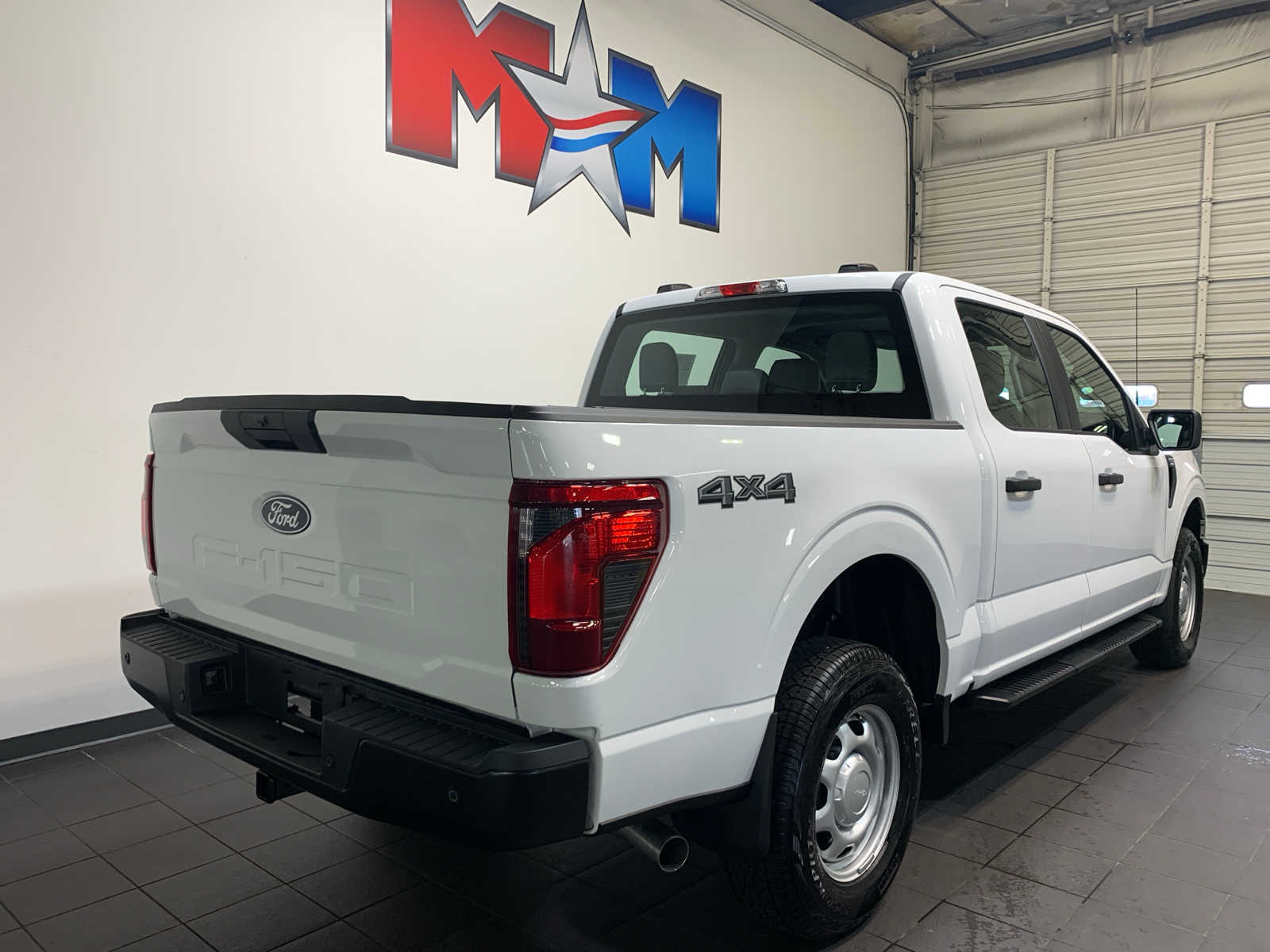 2024 Ford F-150 XL photo 3