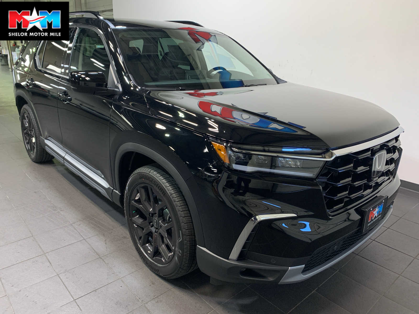 2025 Honda Pilot Touring's photo