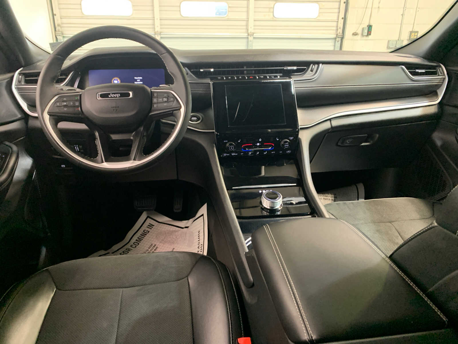 2024 Jeep Grand Cherokee Altitude X photo 4