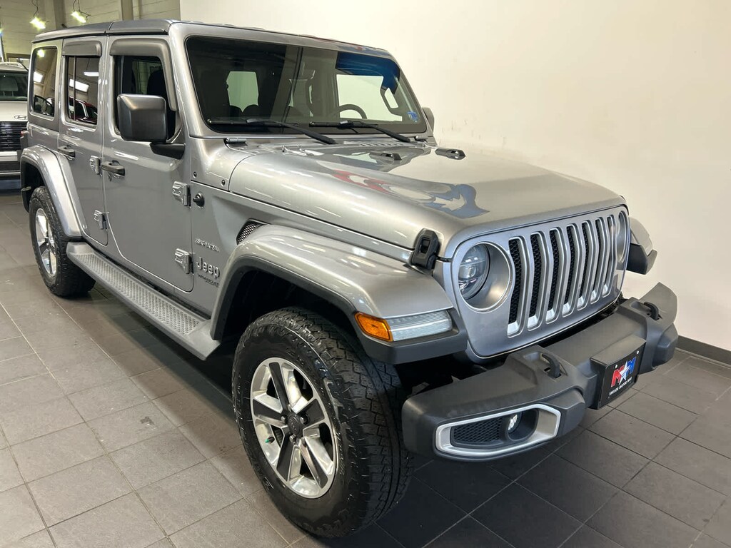 Used 2018 Jeep Wrangler Unlimited Sahara 4x4 SUV