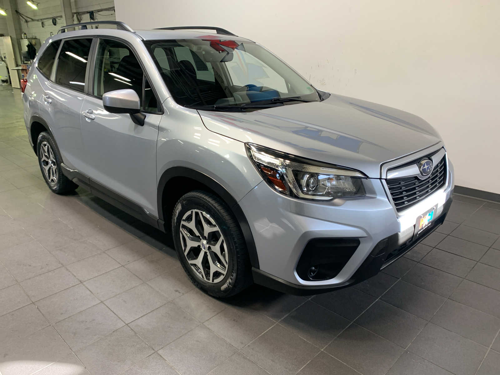 2019 Subaru Forester Premium photo 2
