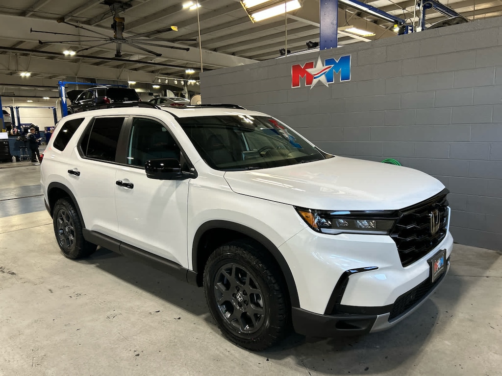 New 2025 Honda Pilot TrailSport SUV