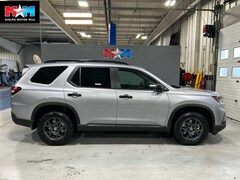 2025 Honda Pilot TrailSport SUV
