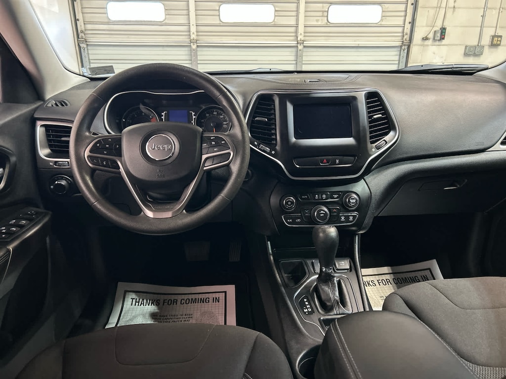 Used 2021 Jeep Cherokee Latitude SUV