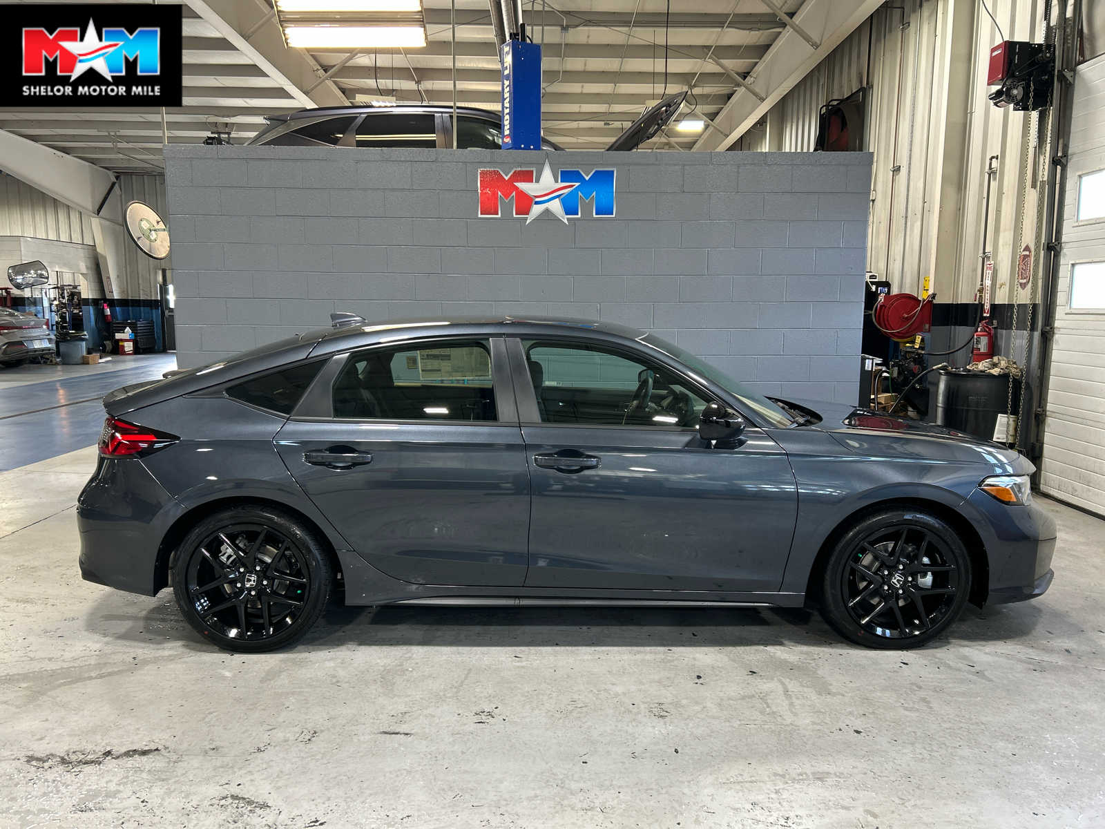 2026 Honda Civic Sport's photo