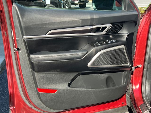 2023 Kia Telluride S - Photo 8