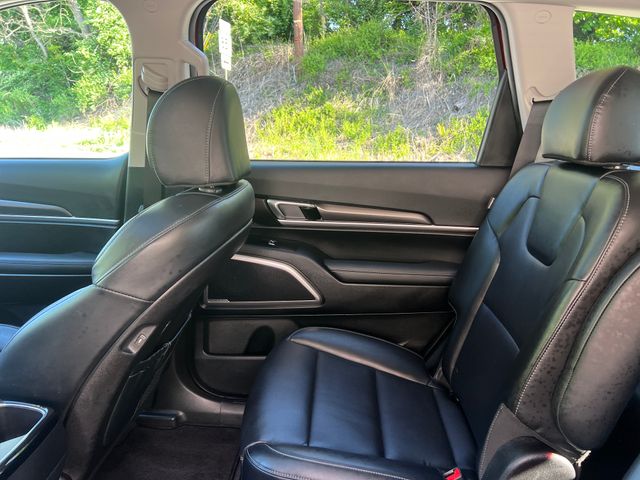 2023 Kia Telluride S - Photo 17