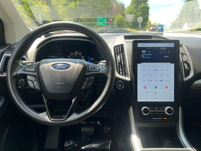 2024 Ford Edge SE - Photo 13