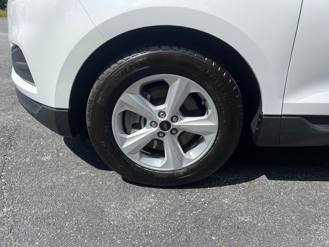 2024 Ford Edge SE - Photo 26