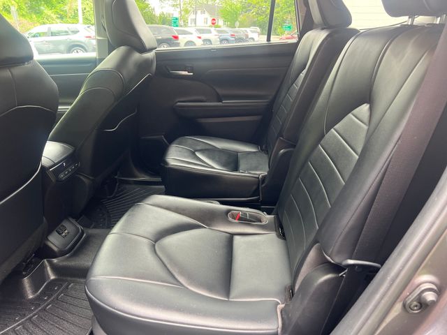2021 Toyota Highlander XLE - Photo 22