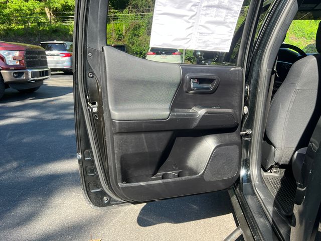 2020 Toyota Tacoma TRD Off Road - Photo 18