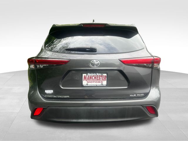2021 Toyota Highlander XLE - Photo 6