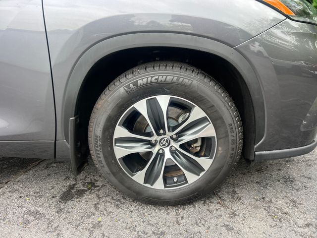 2021 Toyota Highlander XLE - Photo 29