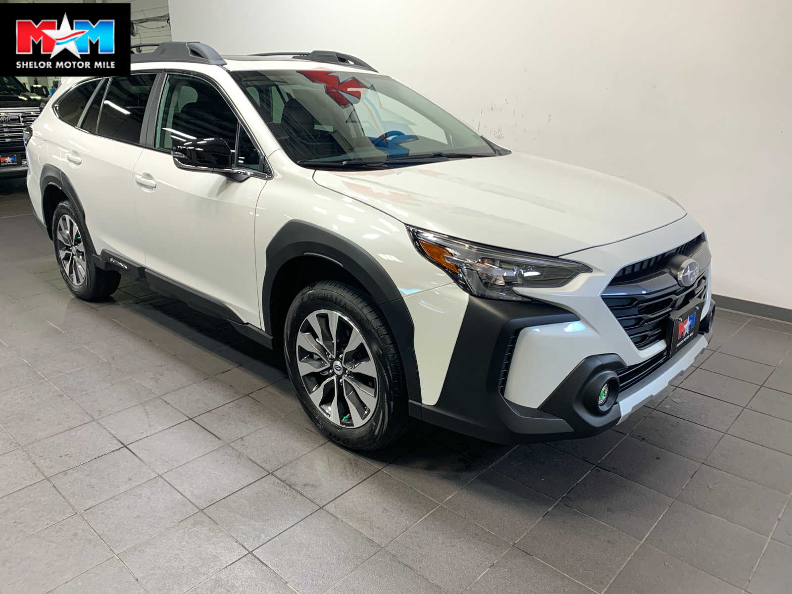 2025 Subaru Outback Limited's photo