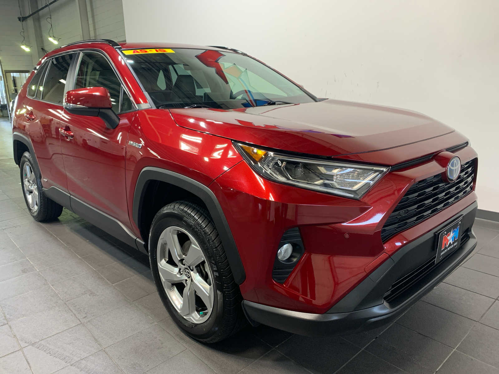 2021 Toyota RAV4 Hybrid XLE Premium photo 2