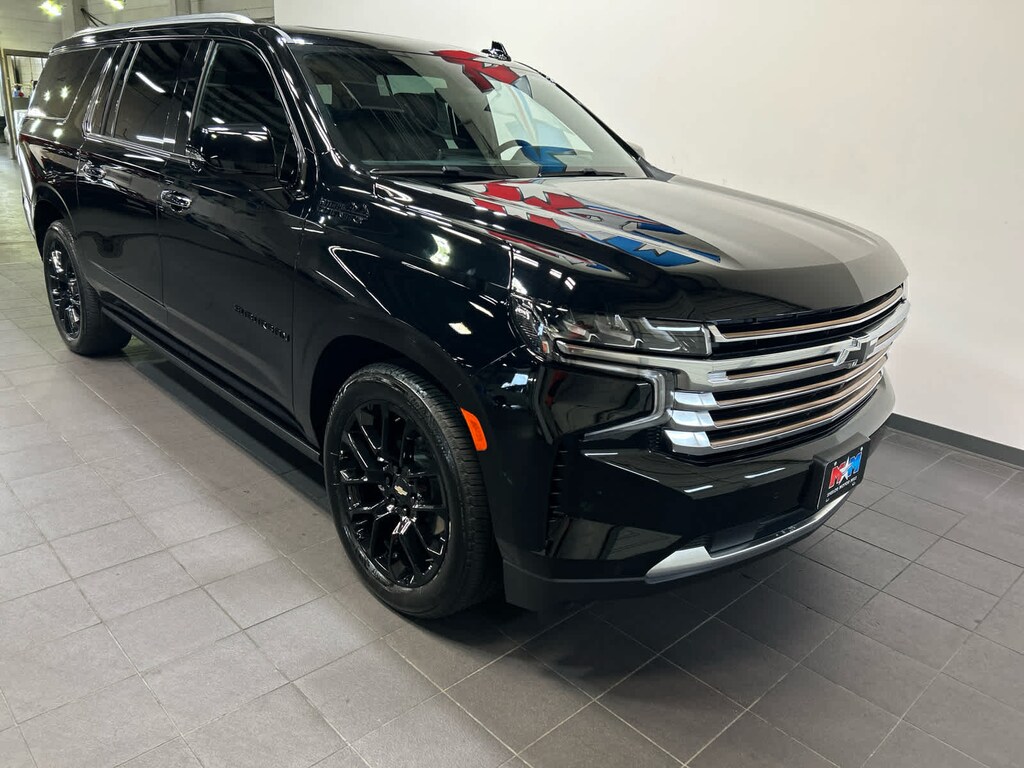 Used 2024 Chevrolet Suburban High Country 4WD