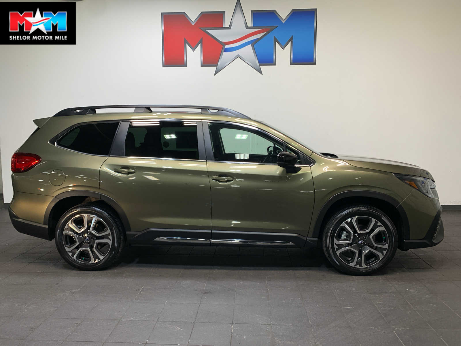 2026 Subaru Ascent Limited 7 Passenger's photo
