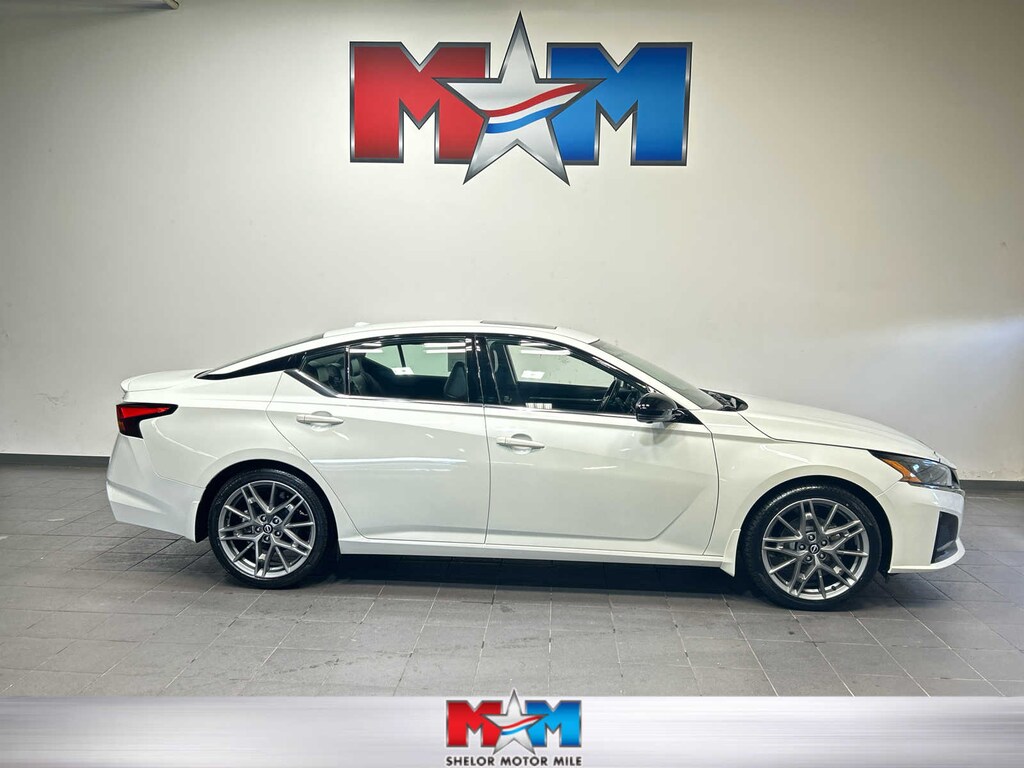 Used 2023 Nissan Altima 2.0 SR Sedan