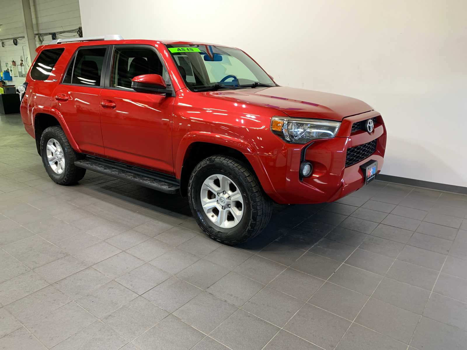 2015 Toyota 4Runner SR5 photo 2