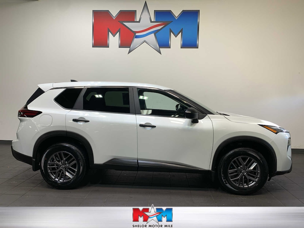 Used 2024 Nissan Rogue S AWD