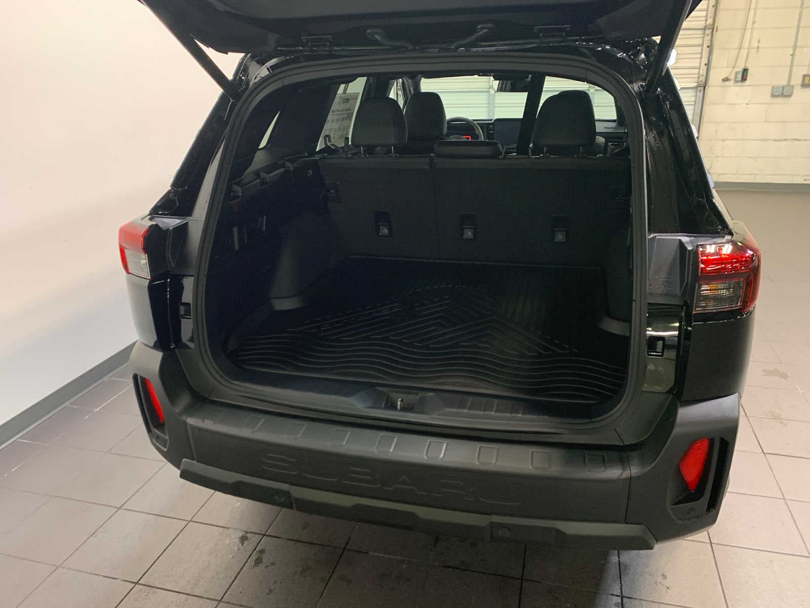 2026 Subaru Outback Limited - Photo 10