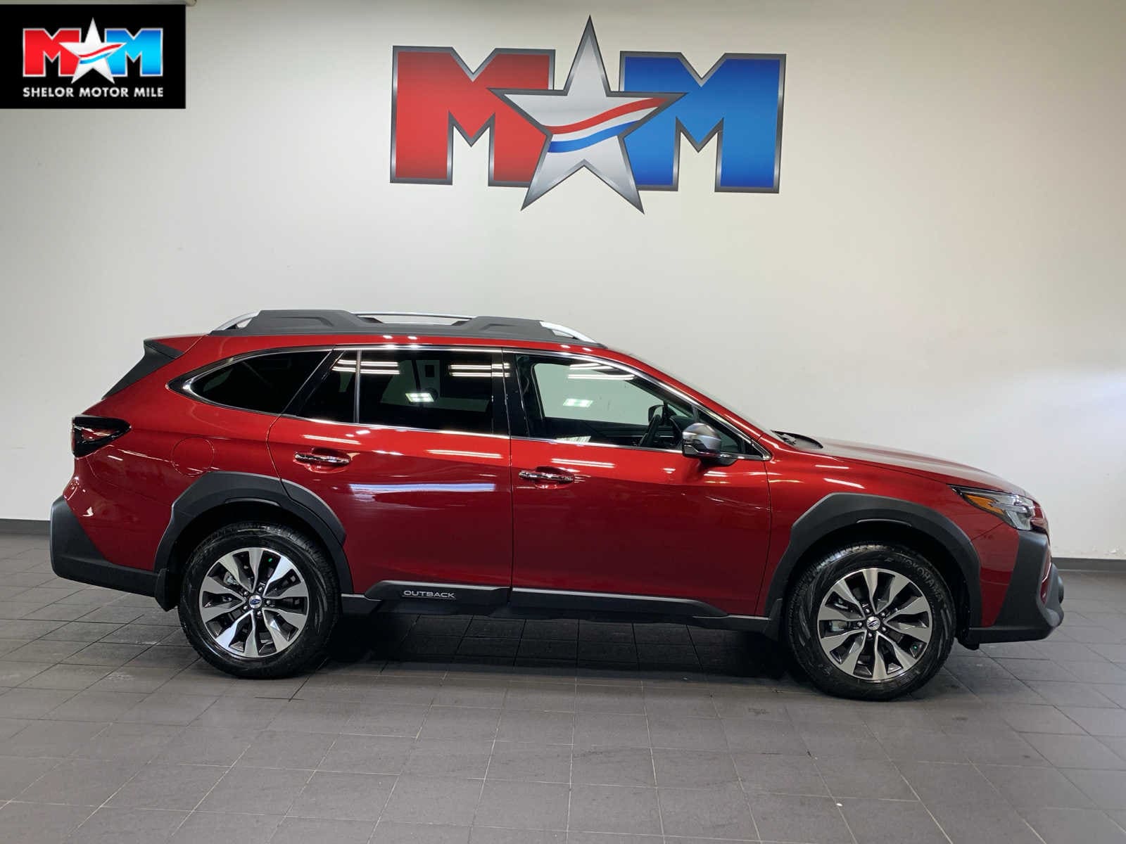 2025 Subaru Outback Touring's photo