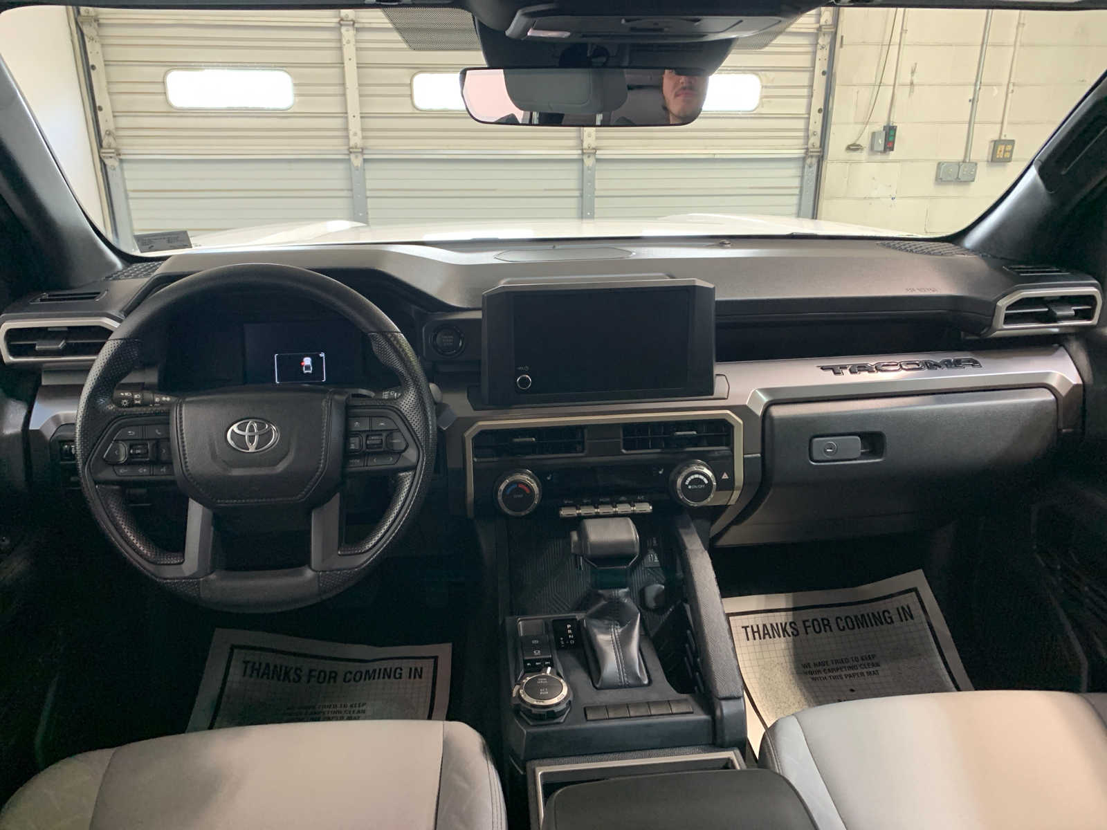 2025 Toyota Tacoma SR5 Double Cab photo 4