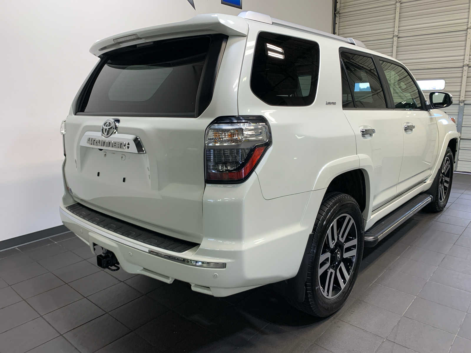 2022 Toyota 4Runner Limited 4WD photo 3
