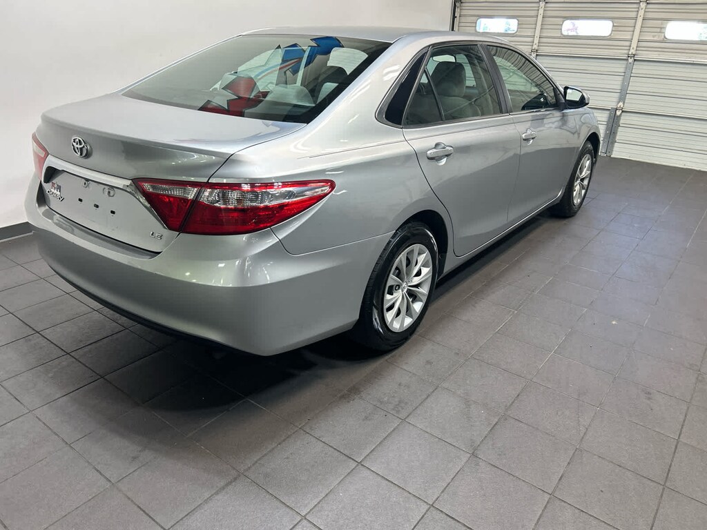 Used 2017 Toyota Camry LE Auto (Natl)