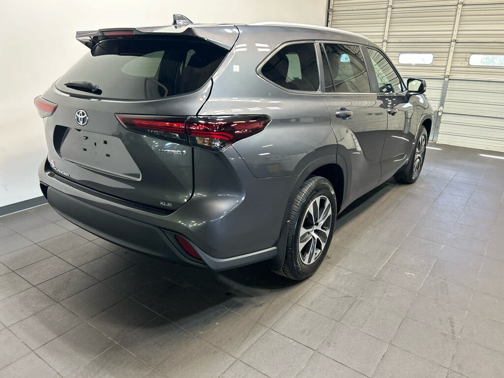 Used 2024 Toyota Highlander Hybrid XLE AWD (Natl)