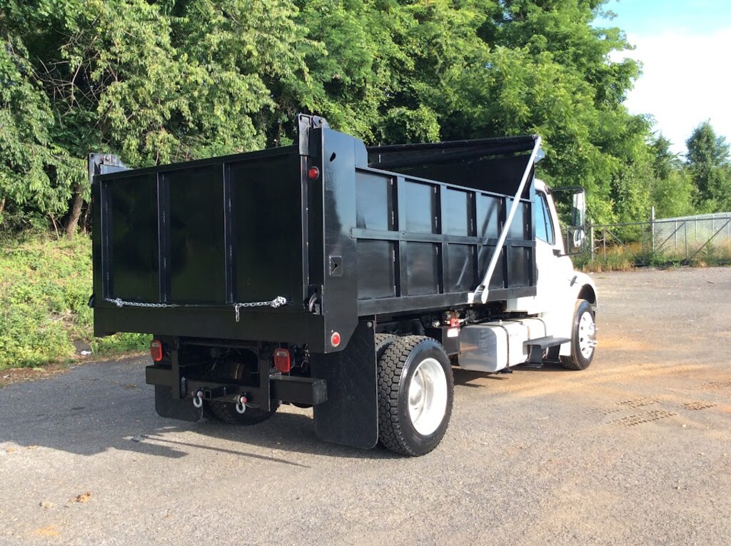 Used 2005 Freightliner M2 106 Dump Truck