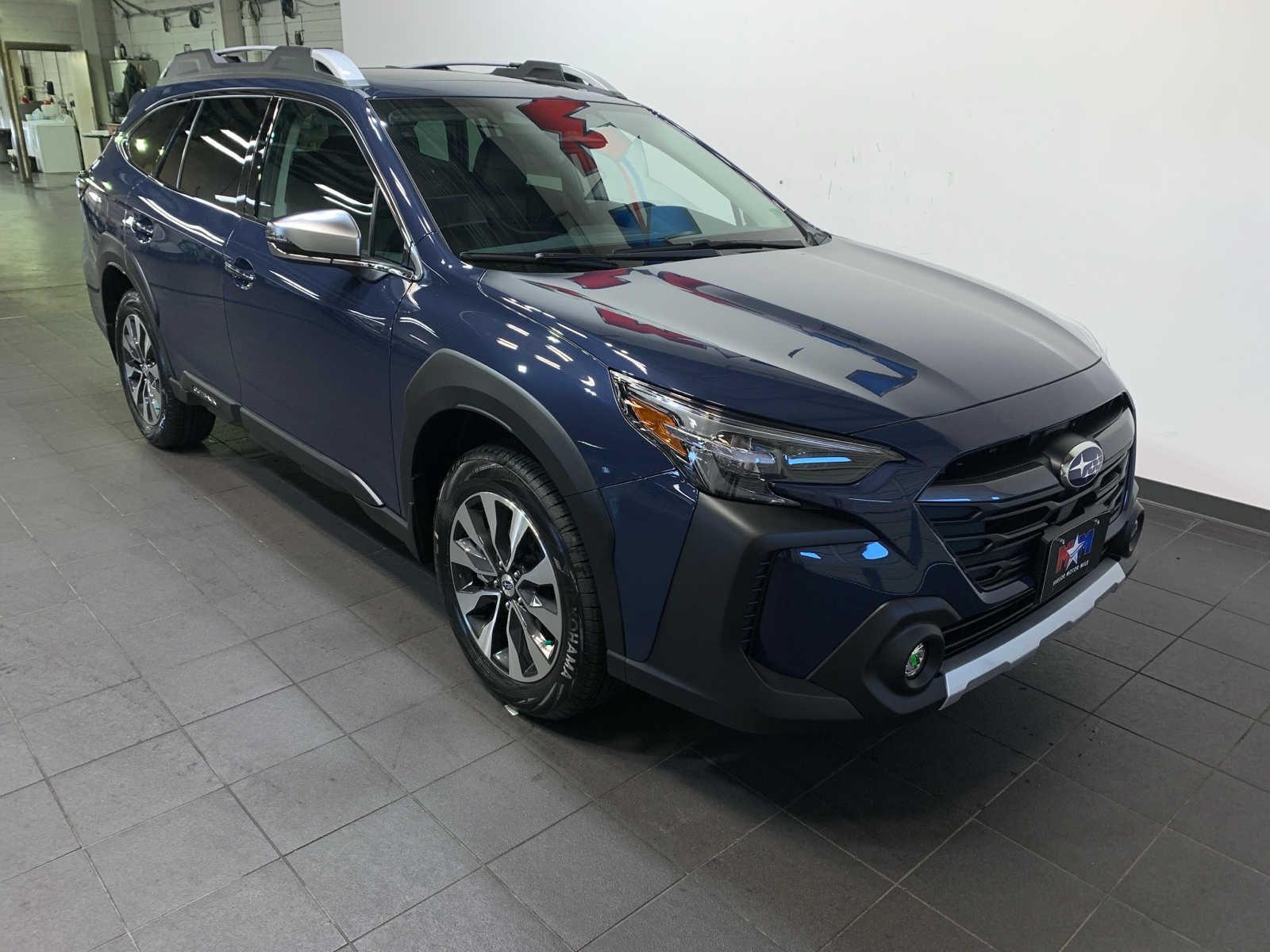 2025 Subaru Outback Touring XT photo 2