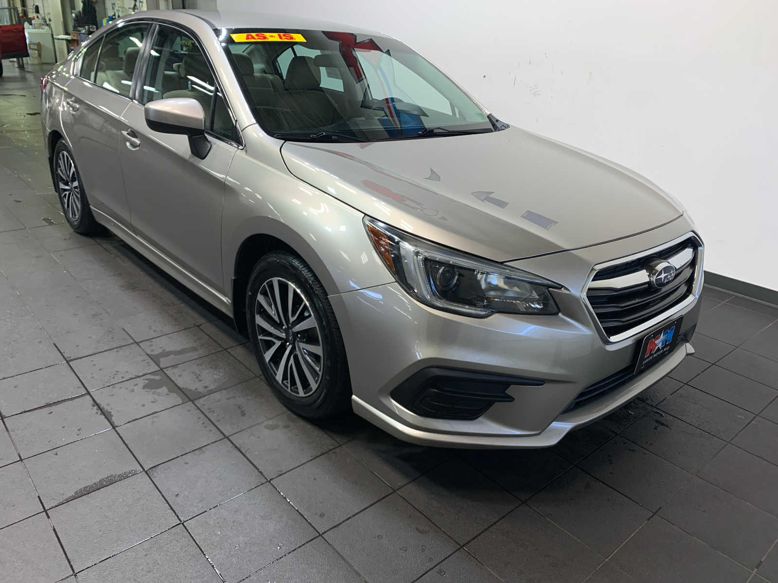 2018 Subaru Legacy 2.5i Premium photo 2