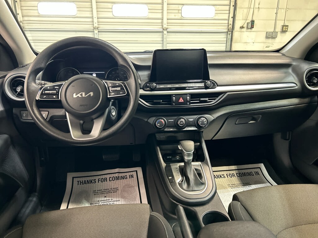 Used 2024 Kia Forte LXS IVT