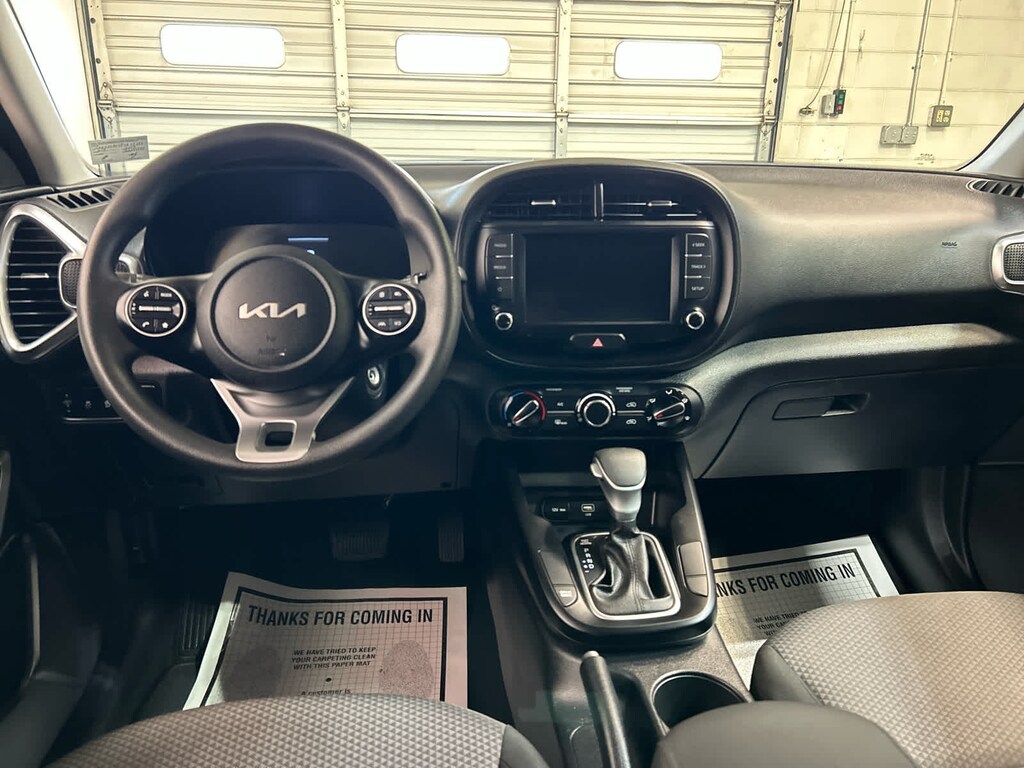 Used 2023 Kia Soul LX IVT