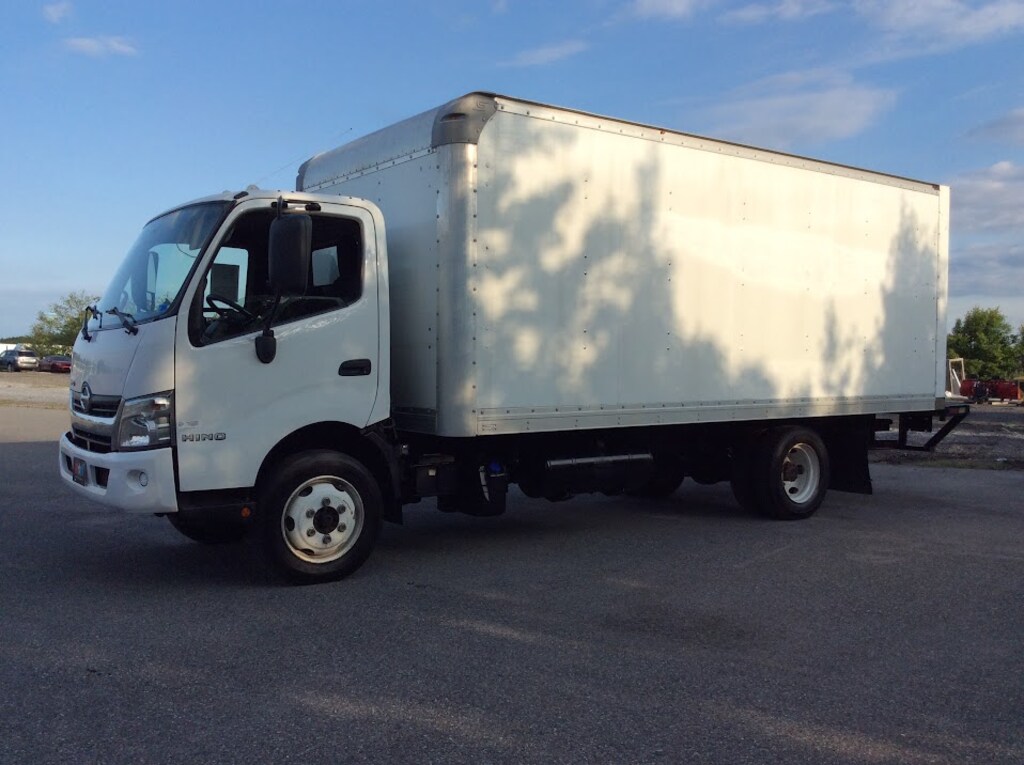 Used 2019 Hinos 195 Box Truck