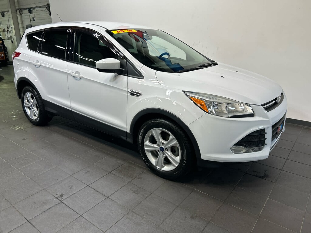 Used 2015 Ford Escape SE FWD