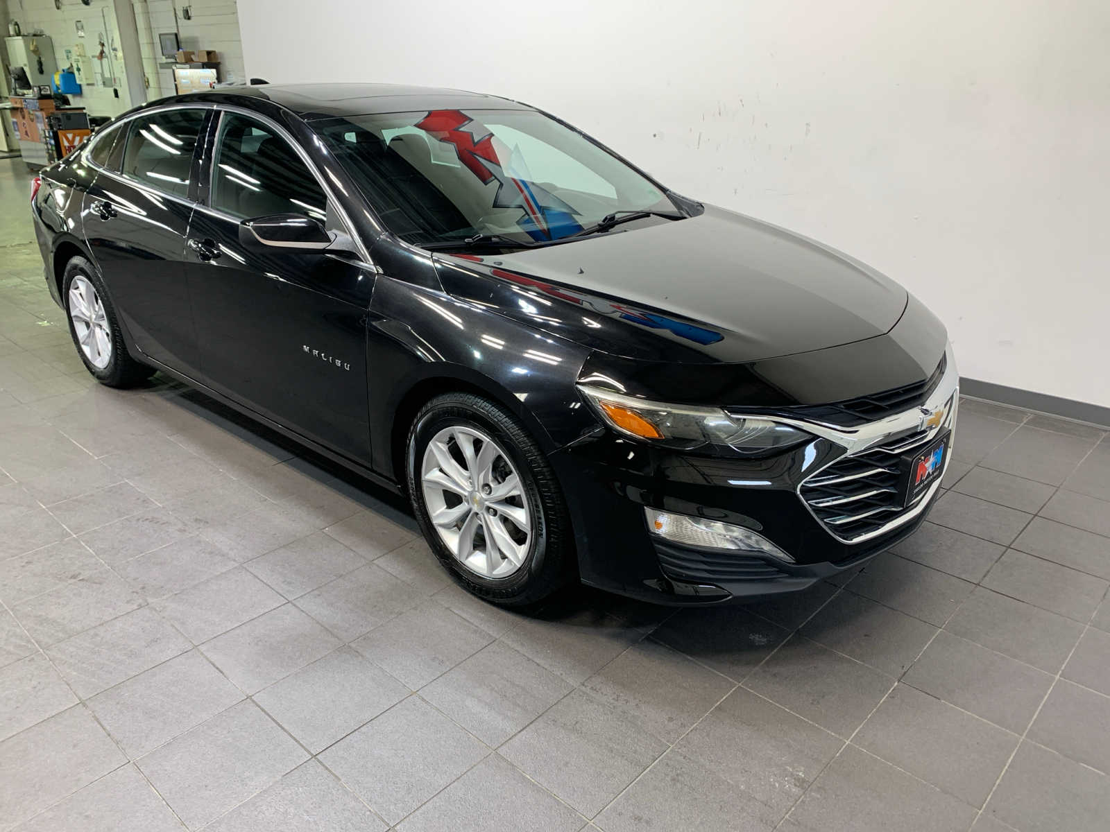 2022 Chevrolet Malibu 1LT photo 2