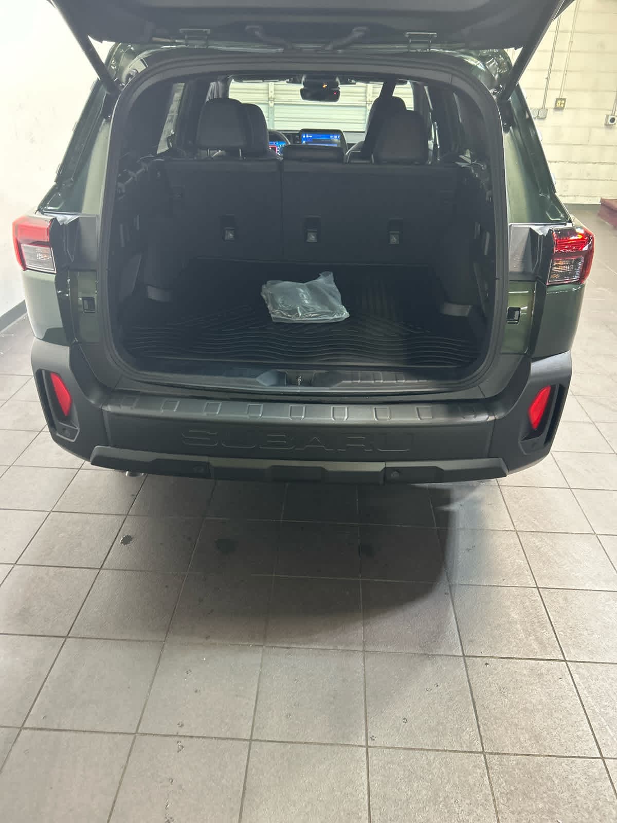 2026 Subaru Outback Premium - Photo 10