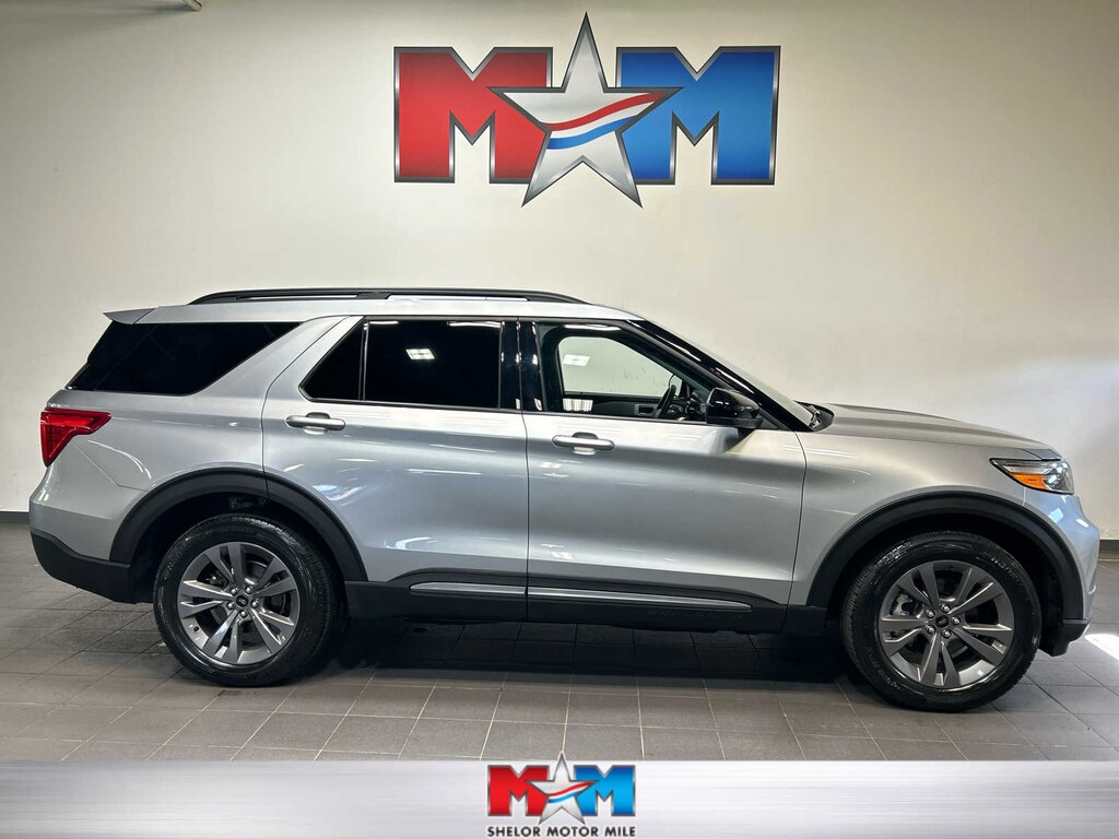 Used 2023 Ford Explorer XLT 4WD