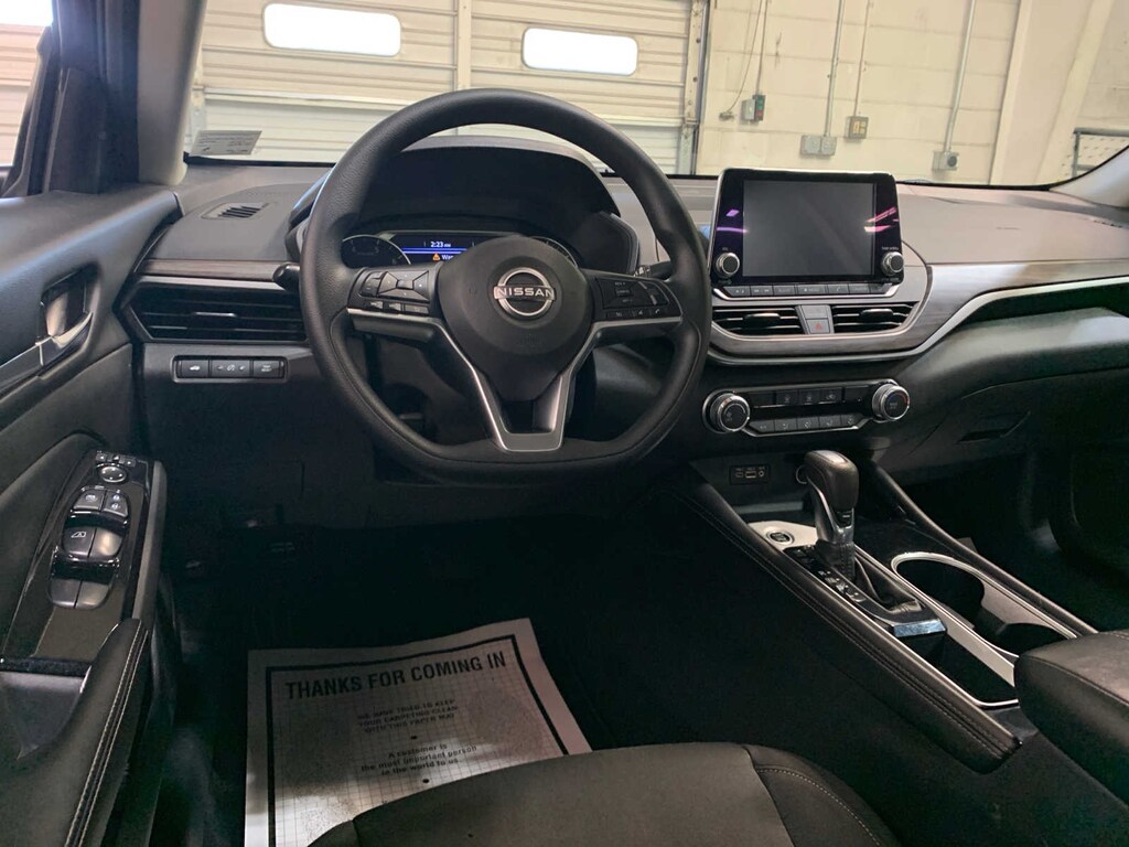 Used 2023 Nissan Altima 2.5 SV Sedan