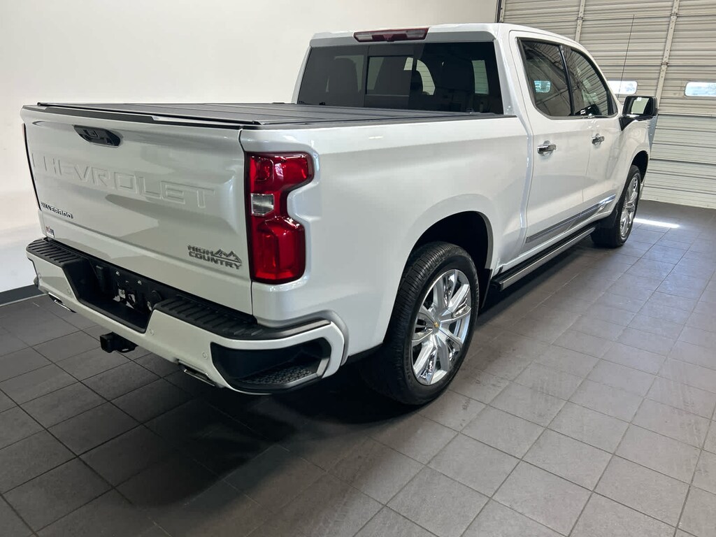 Used 2023 Chevrolet Silverado 1500 High Country 4WD Crew Cab 147 4WD Crew Cab 147