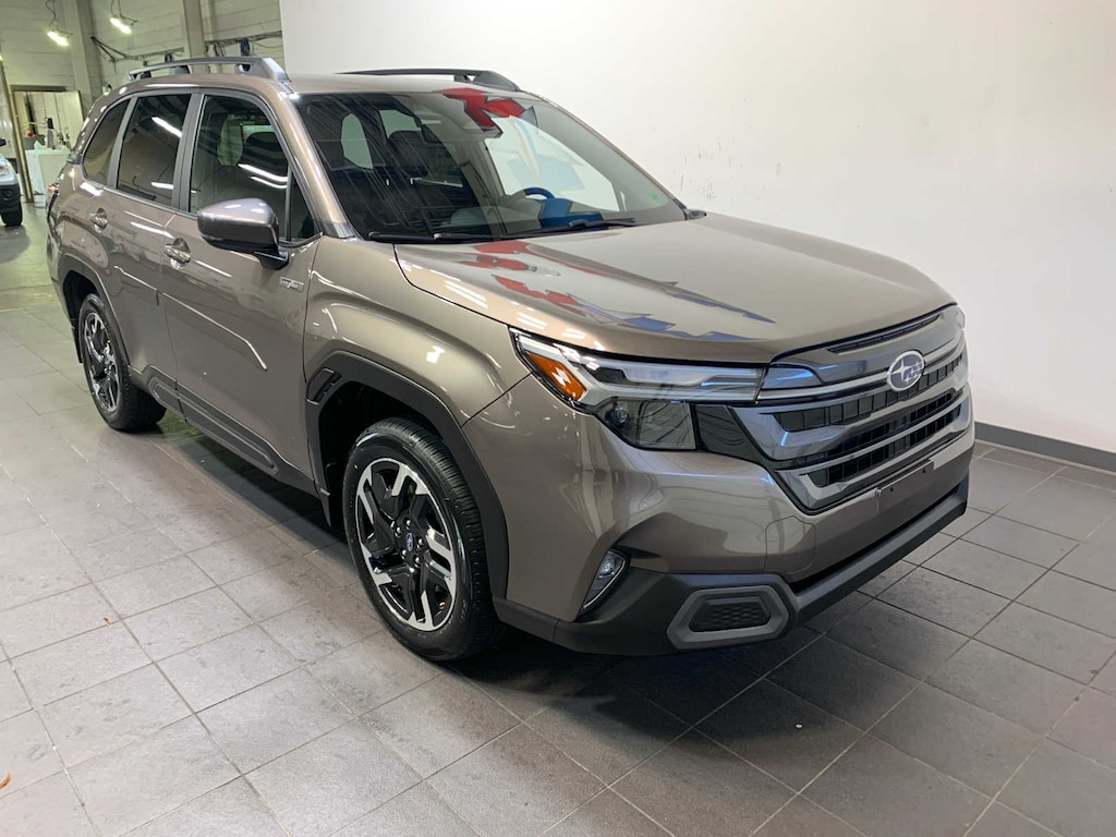 New 2025 Subaru Forester Limited Hybrid SUV