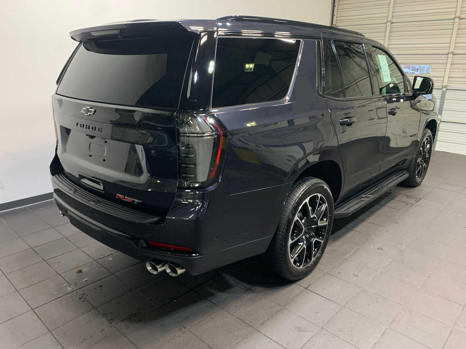 2025 Chevrolet Tahoe RST photo 3