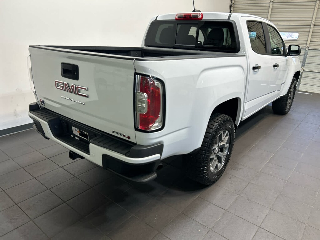 Used 2022 GMC Canyon 4WD AT4 w/Leather Crew Cab 128 Crew Cab 128