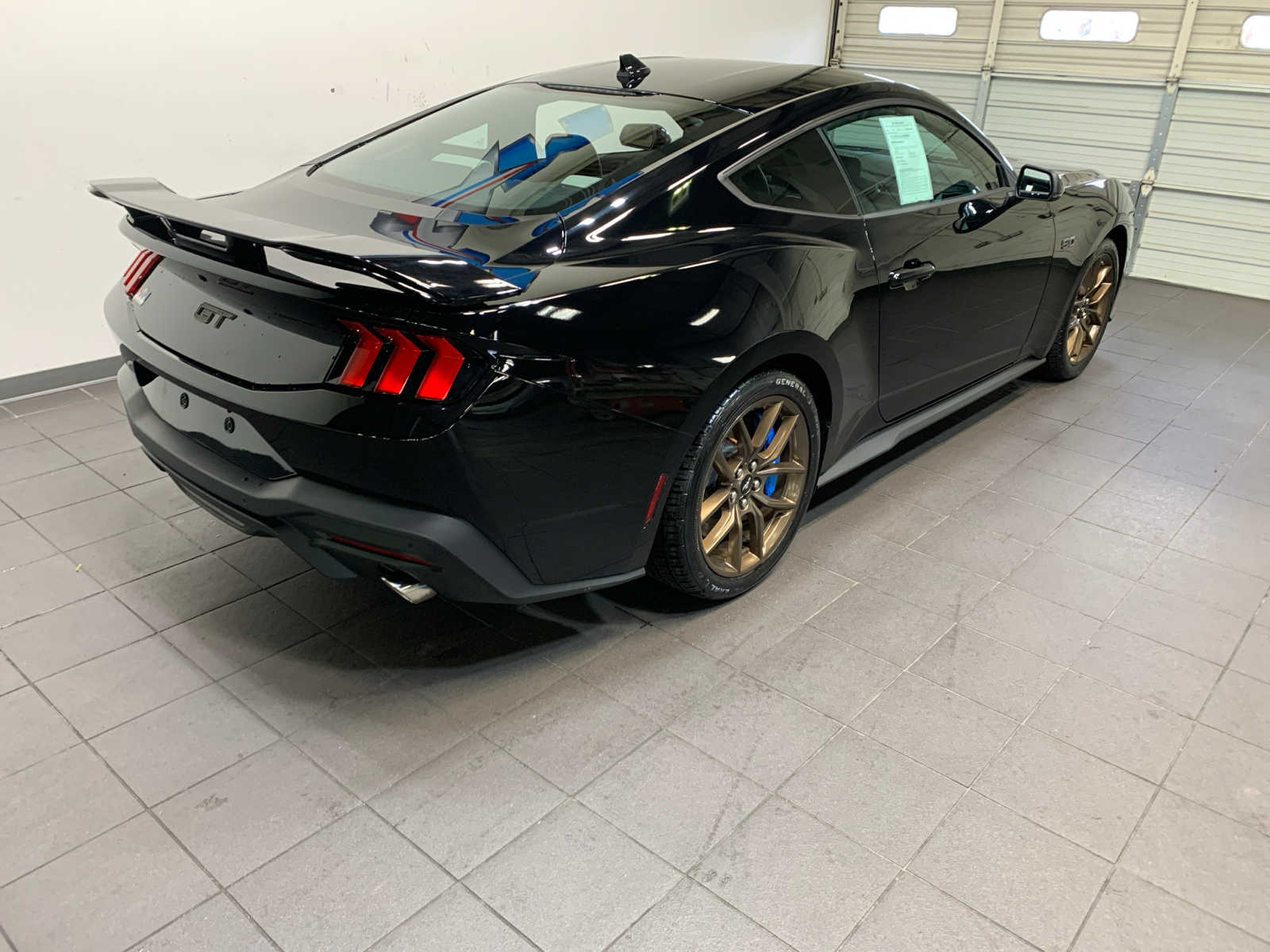 2024 Ford Mustang GT Premium photo 3