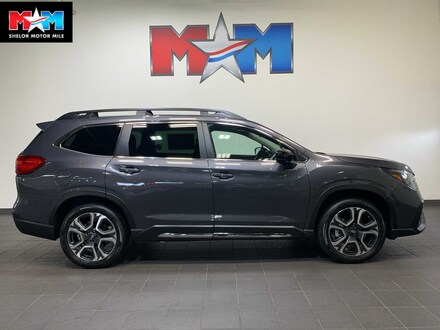 2025 Subaru Ascent Limited 7-Passenger SUV