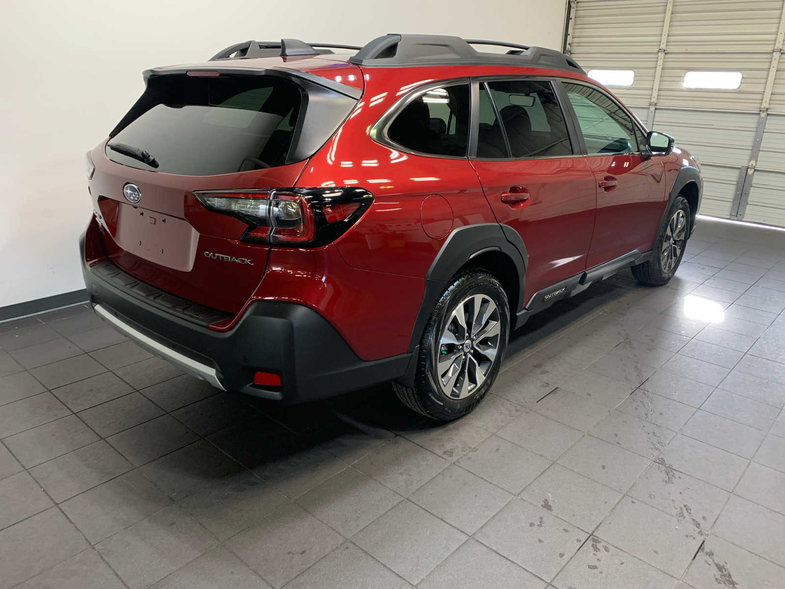 2025 Subaru Outback Limited photo 2