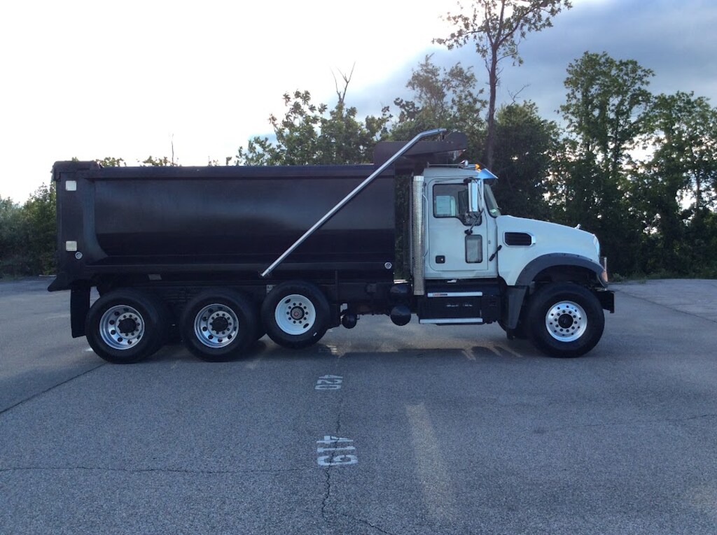 Used 2025 Mack Granite Dump Truck