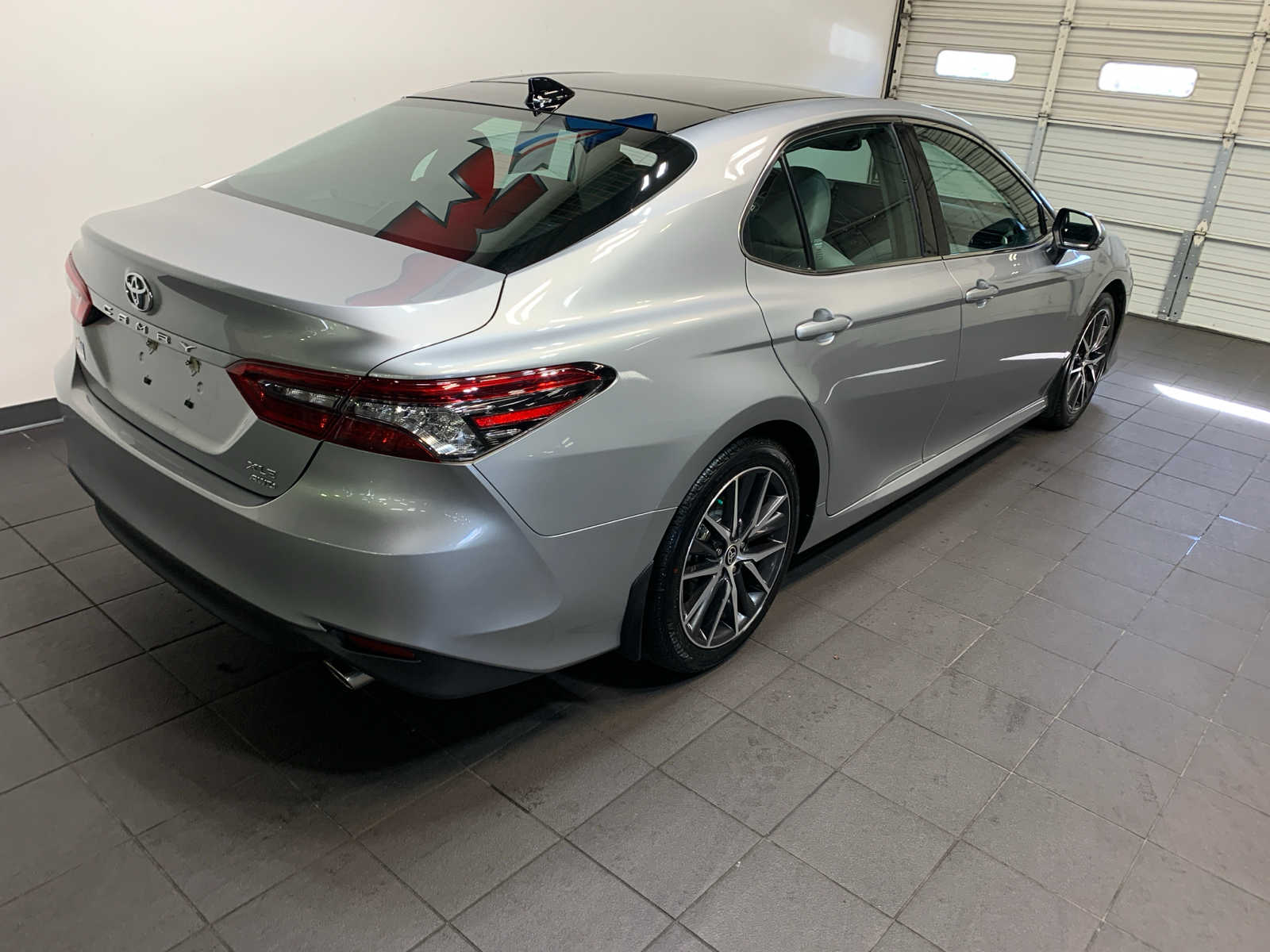 2023 Toyota Camry XLE photo 2